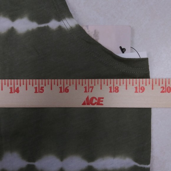 Sage Collective Boxy Tank Top Green Tie Dye Womens Size Medium NWT - Picture 8 of 10